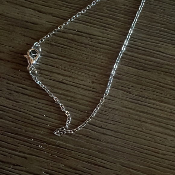 Simba and Nala necklace - Picture 4 of 7